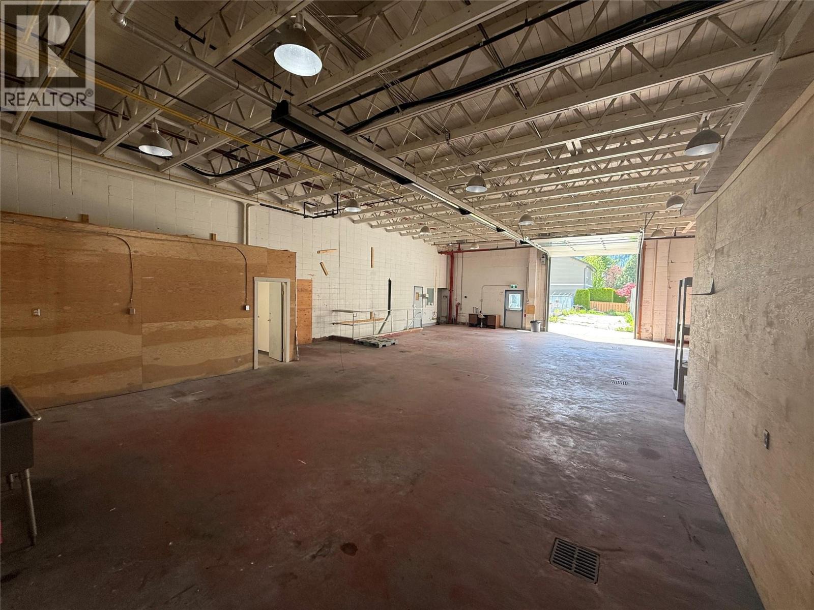 4 711 Radio Avenue, Nelson