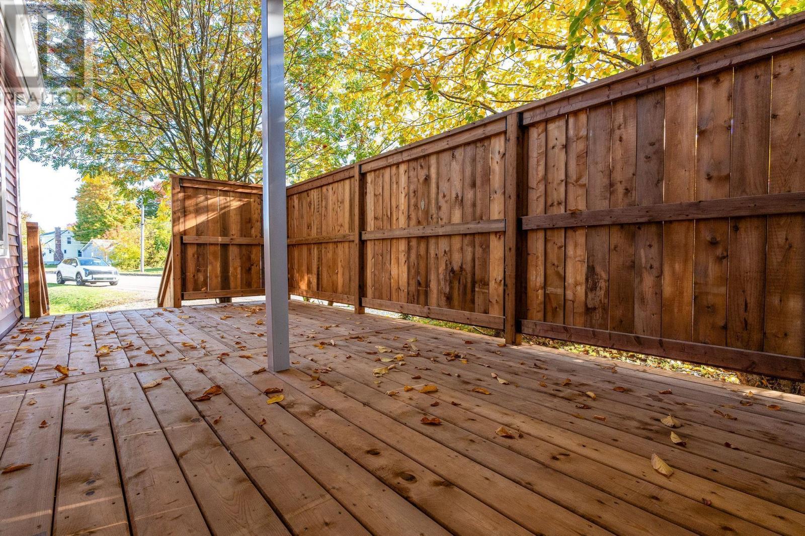 Property 36 of 39 of 503 Robie Street