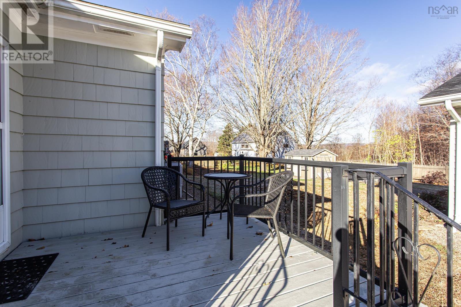 Property 10 of 33 of 9612 Highway 10