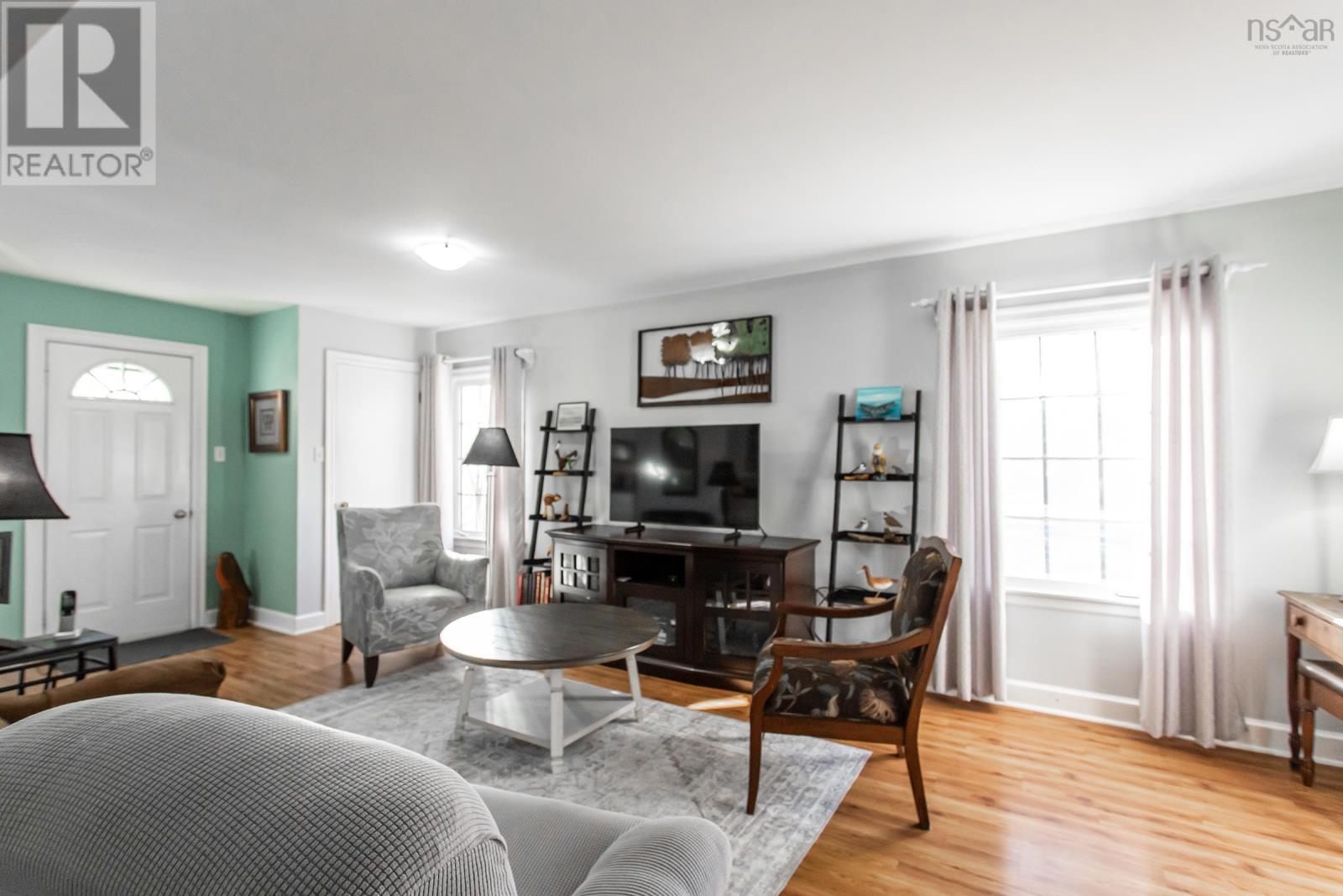 Property 14 of 33 of 9612 Highway 10