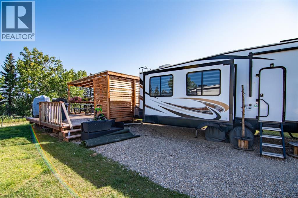 25054 South Pine Lake Road, Rural Red Deer County