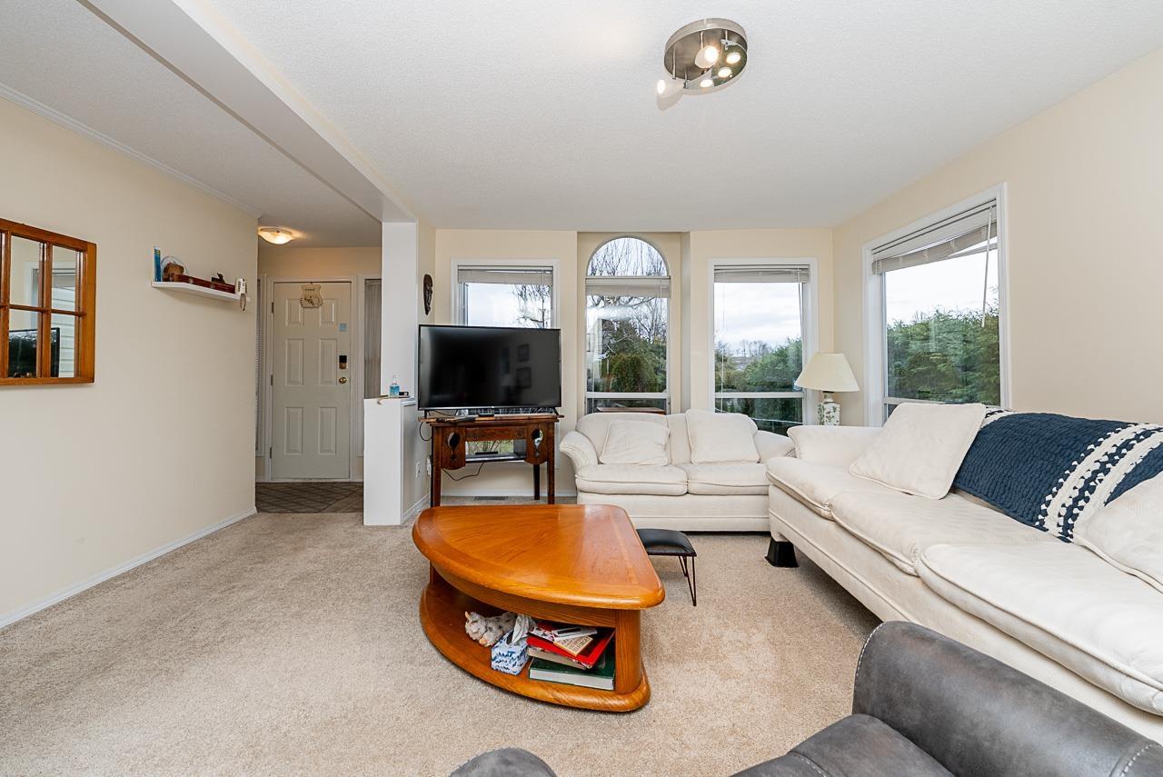 18 2345 CRANLEY DRIVE, Surrey