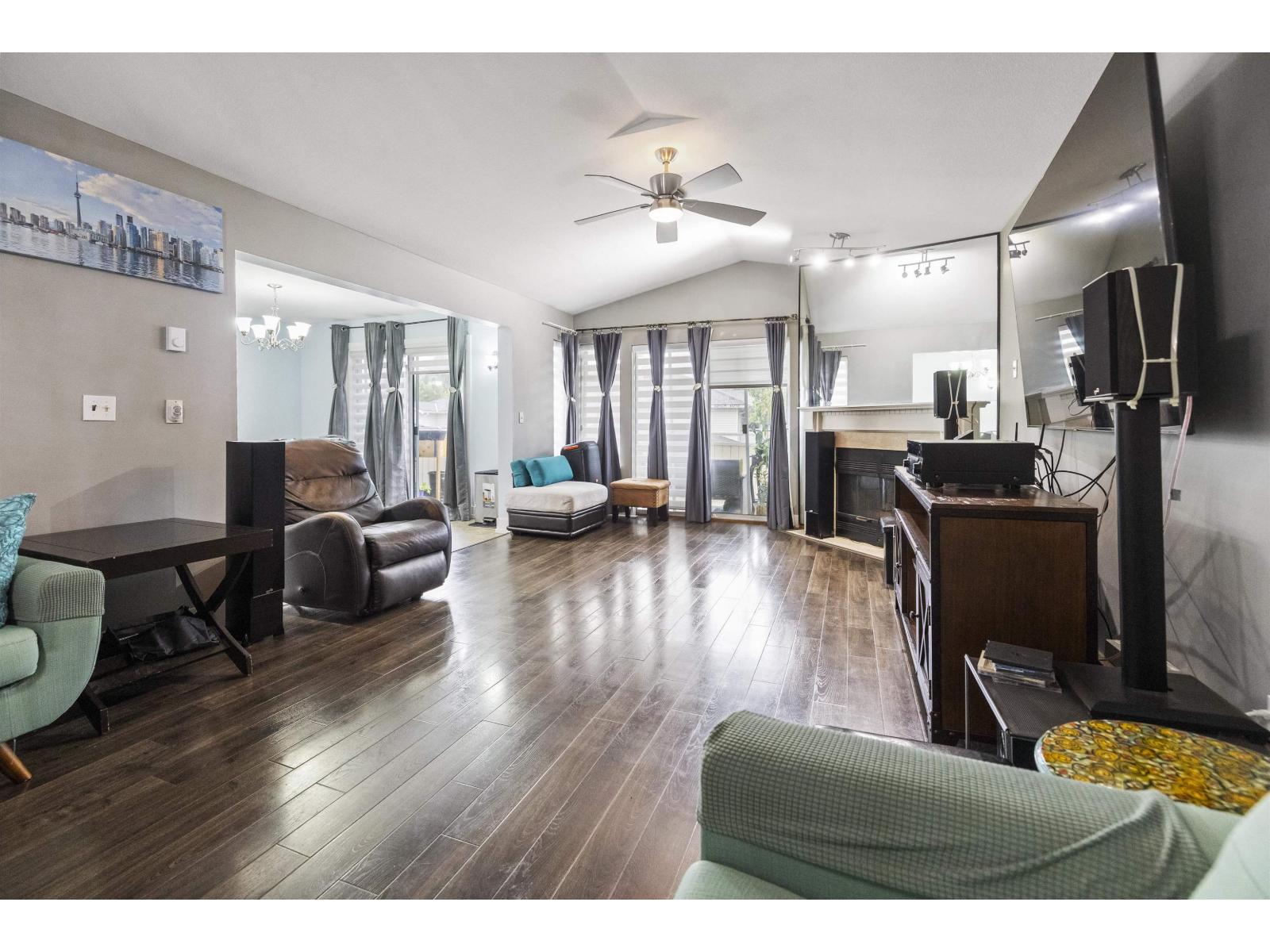 213 7156 121 STREET, Surrey