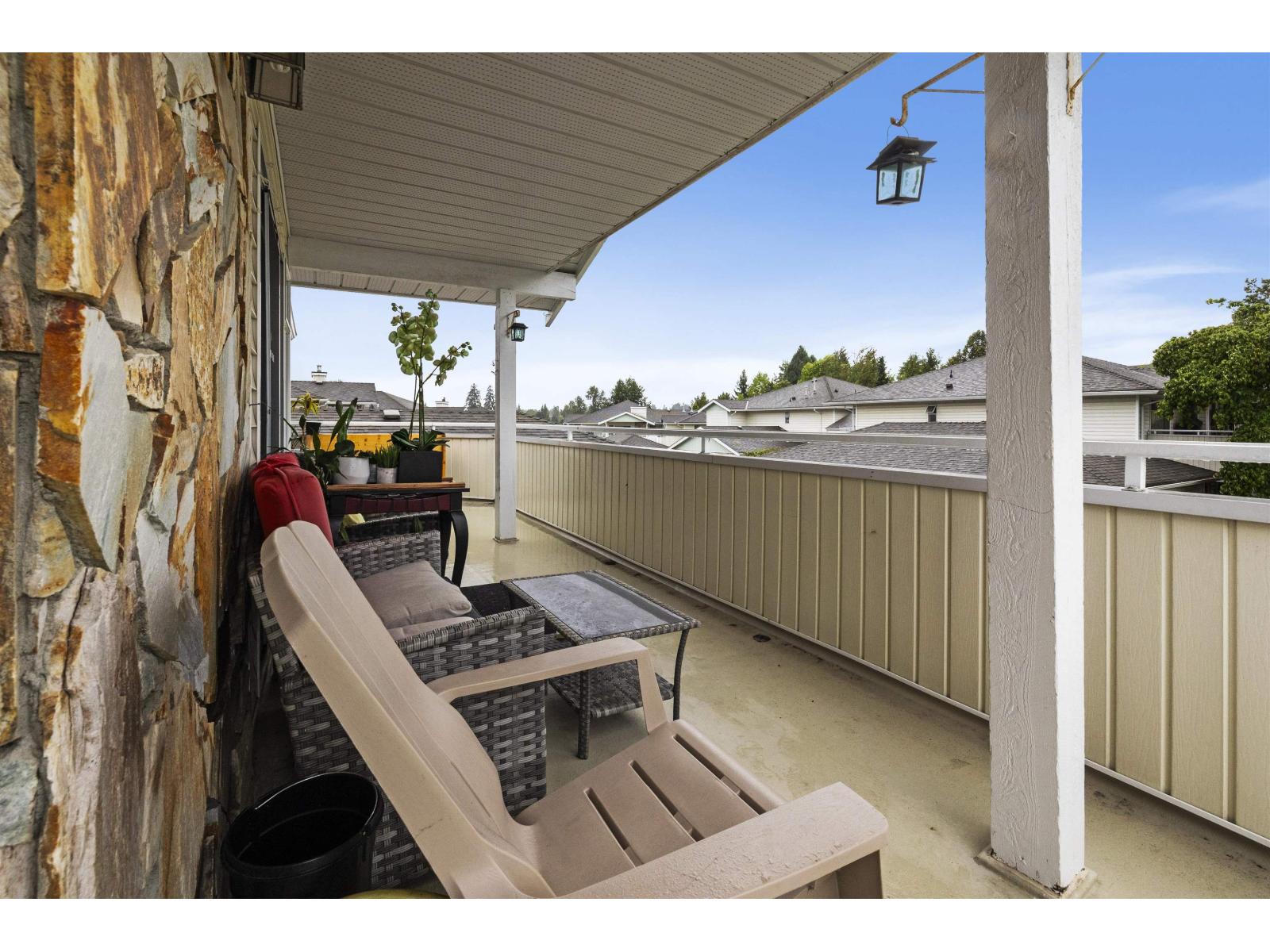 213 7156 121 STREET, Surrey