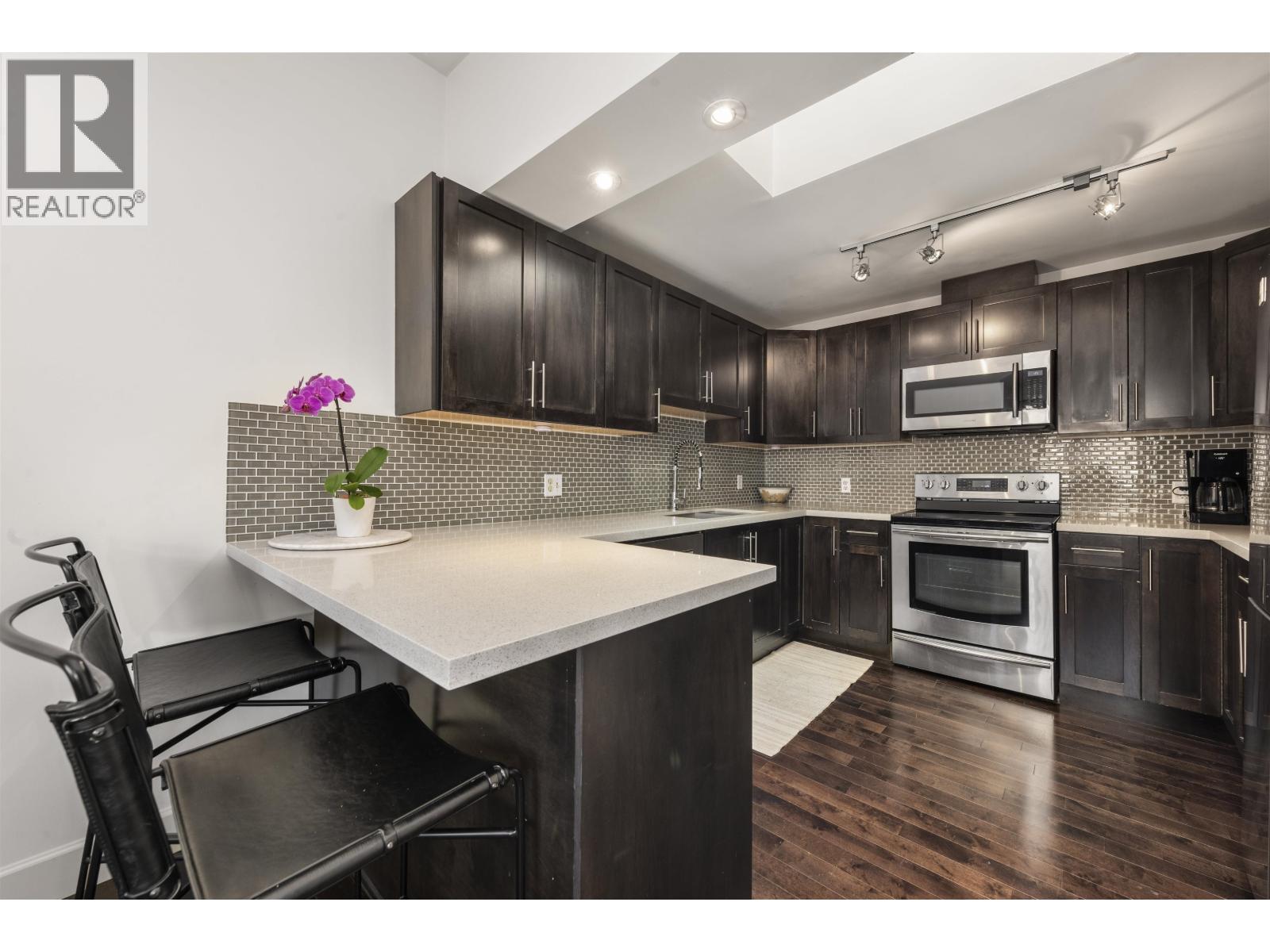 1858 W 1ST AVENUE, Vancouver