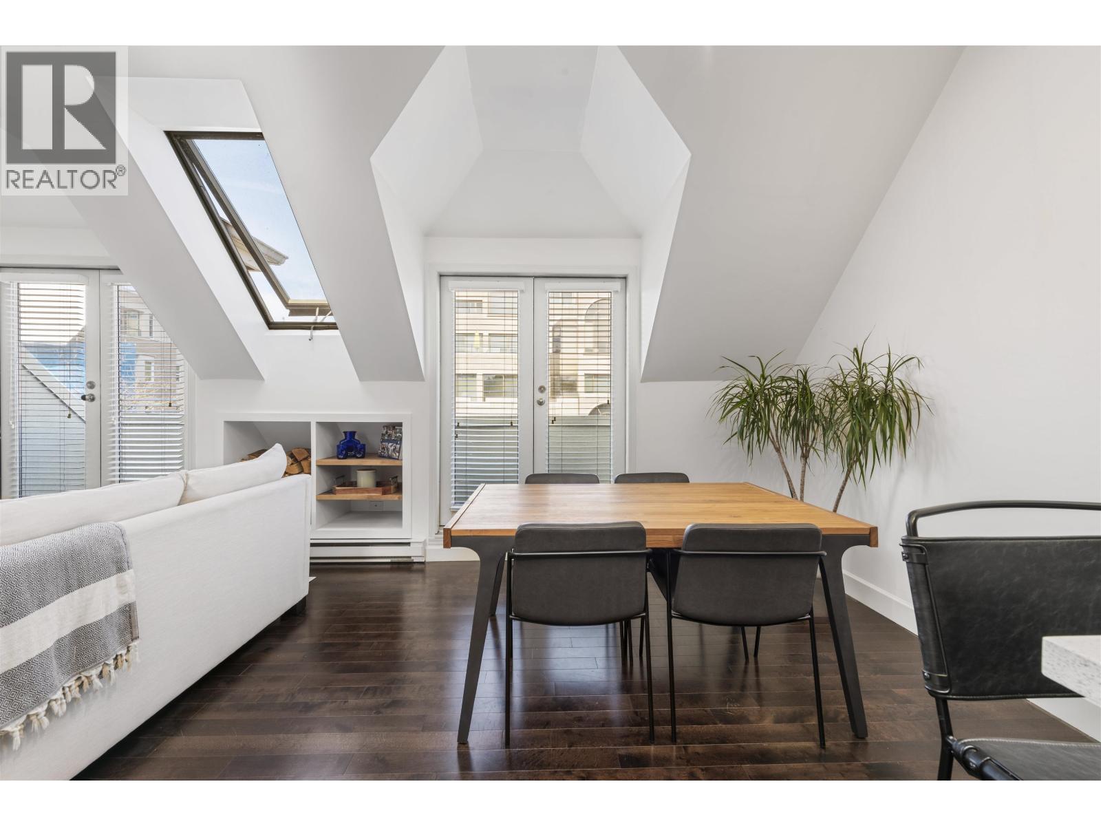 1858 W 1ST AVENUE, Vancouver