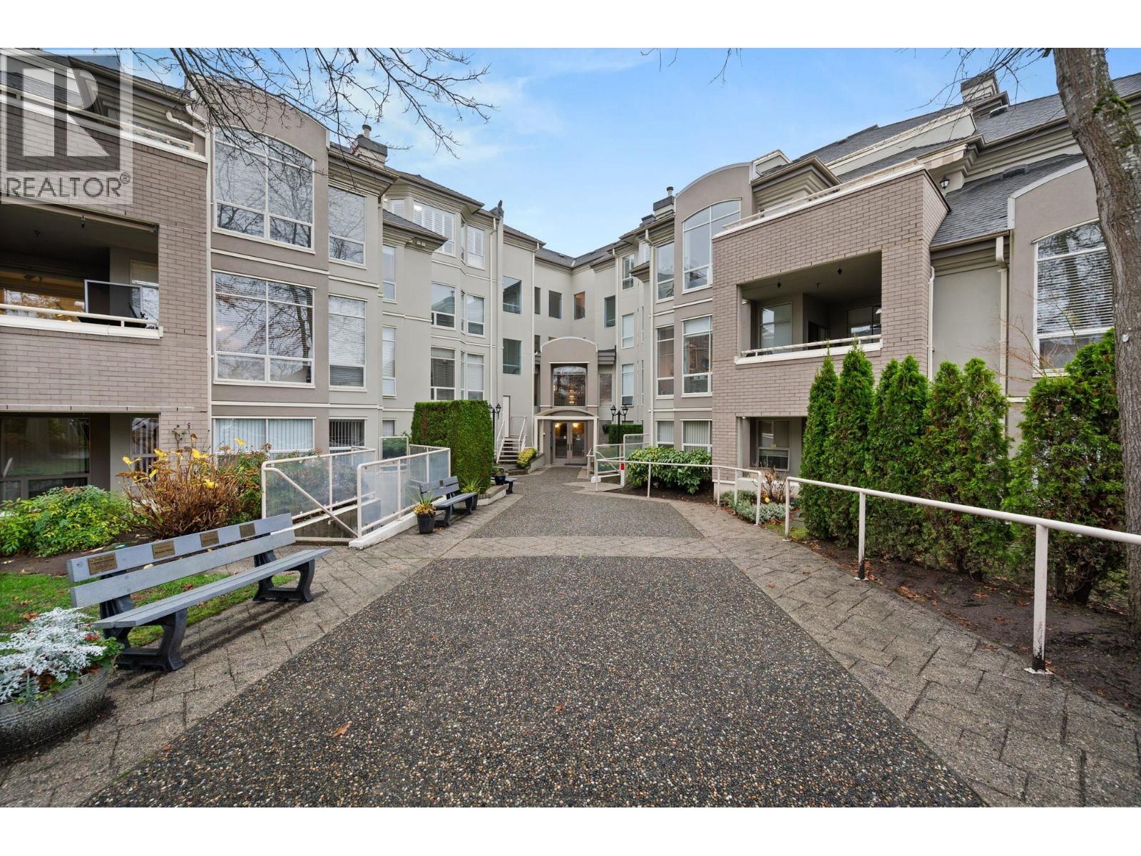 #401S-1100 56 Street, Delta