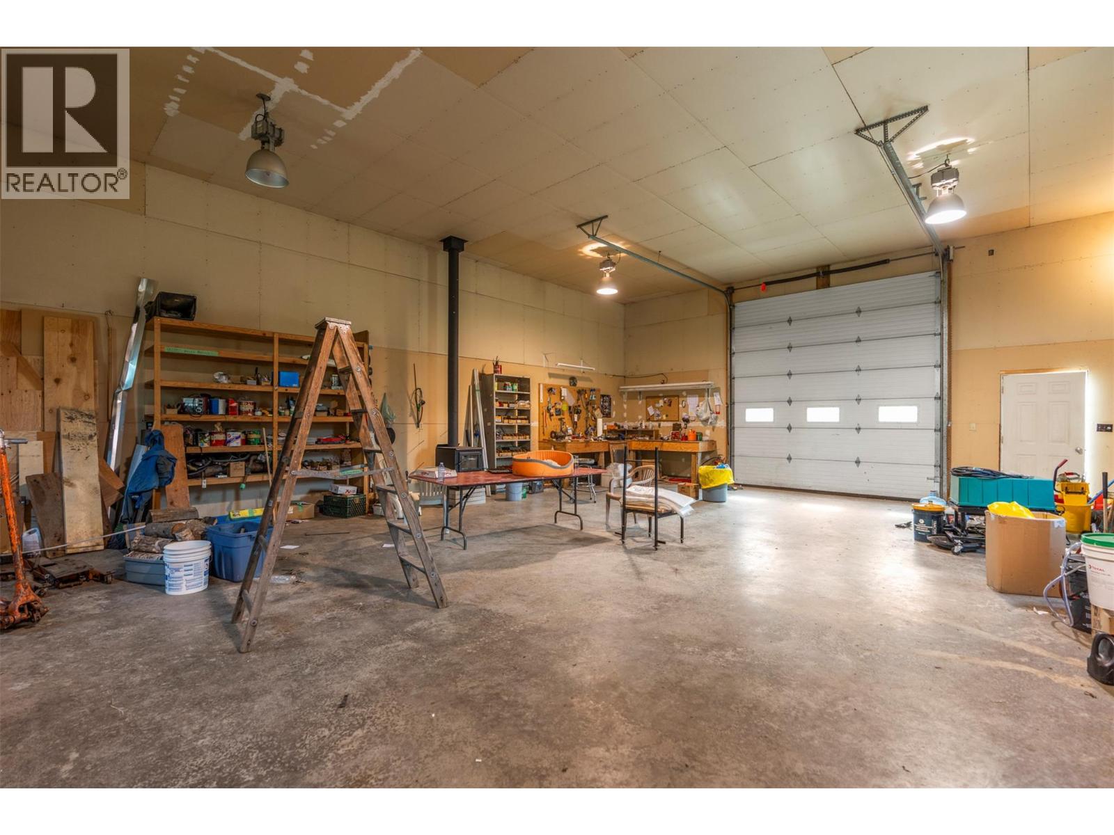 995 Shuswap River Drive, Lumby