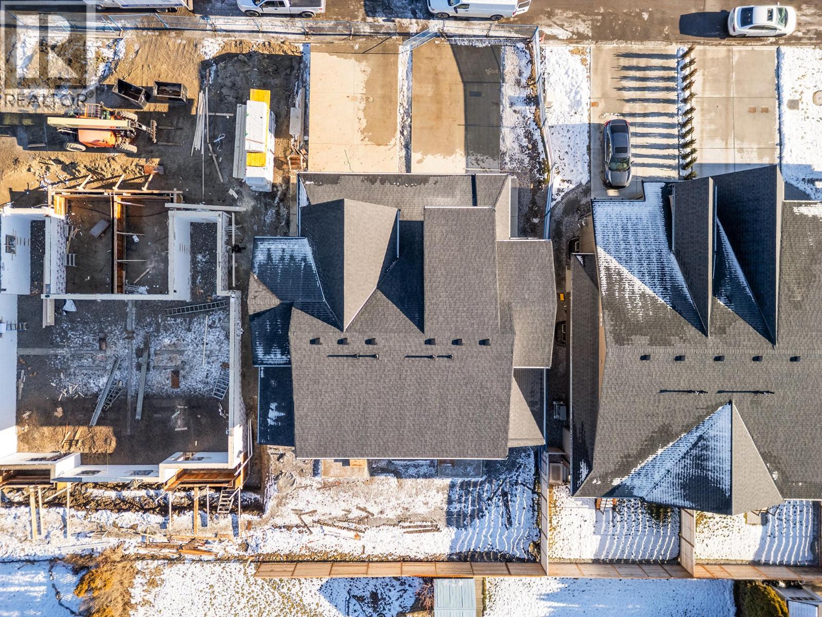 2455 Bradley Drive Unit# 101, Armstrong