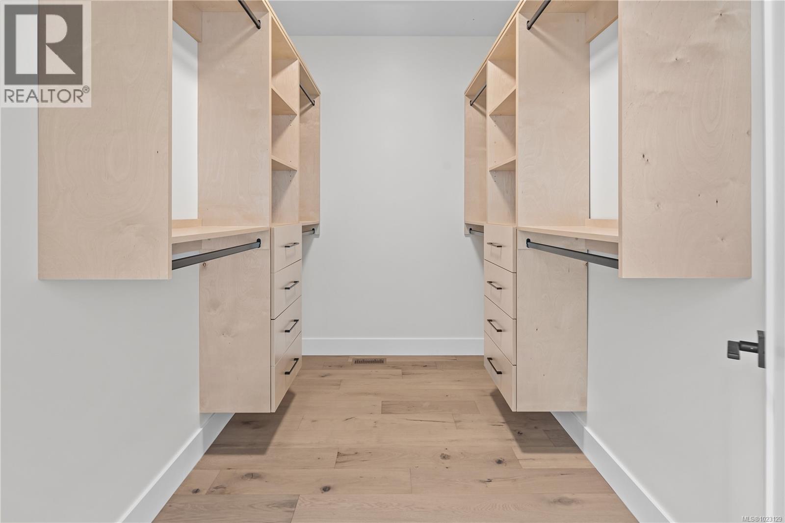  1548 Marble Place, Langford