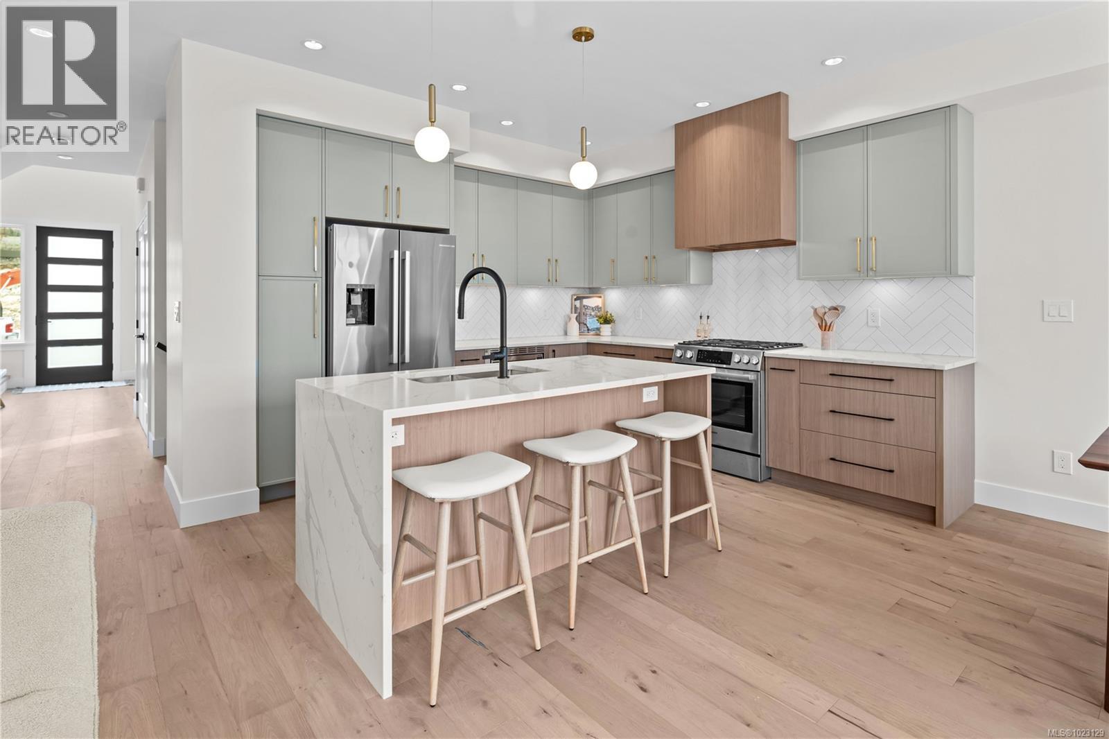  1548 Marble Place, Langford