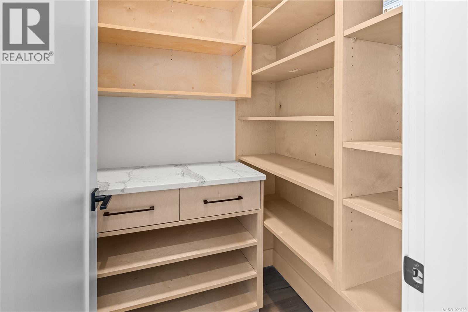  1548 Marble Place, Langford