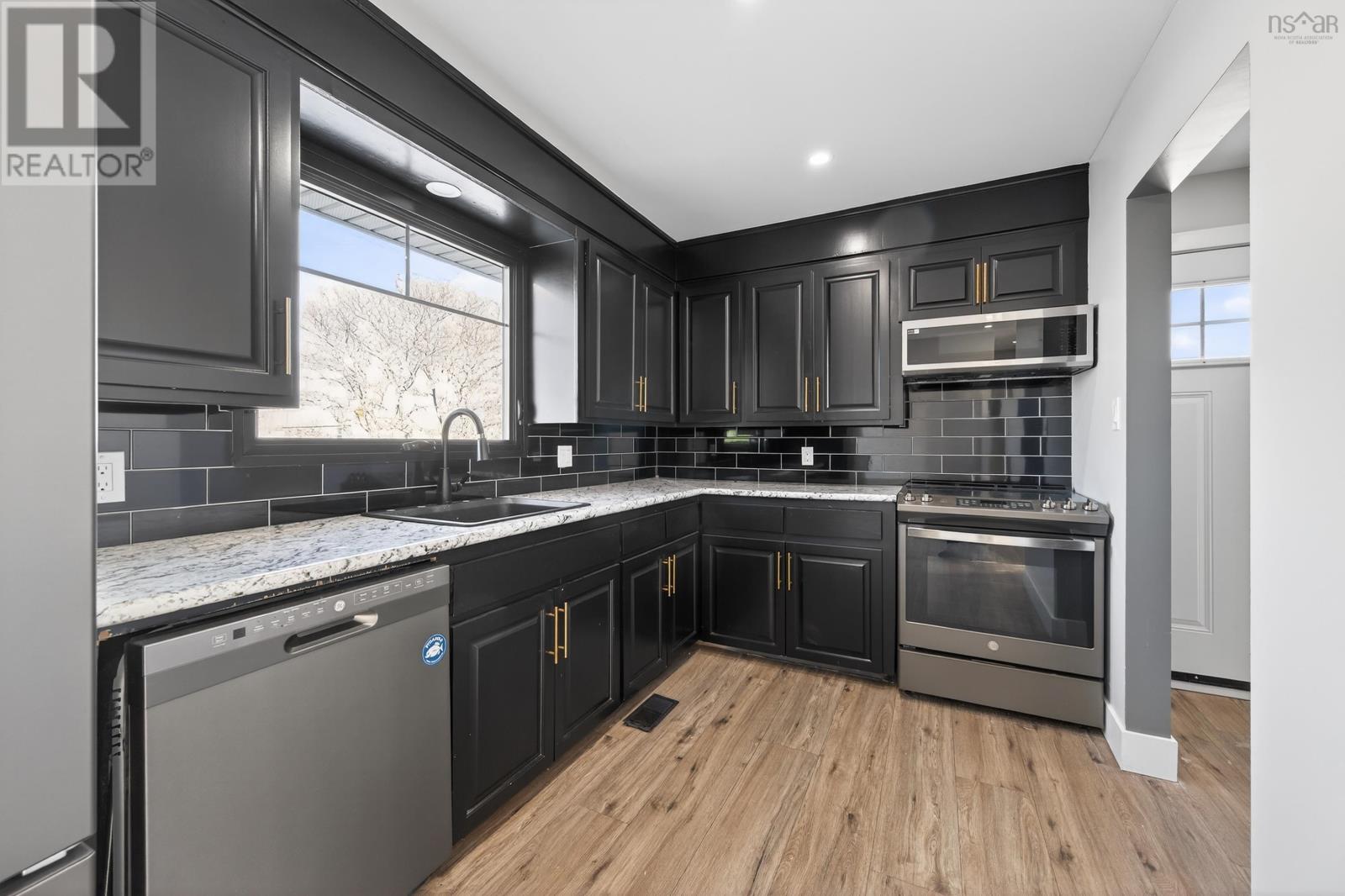 Property 14 of 46 of 56 Stanfield Street      Sydney