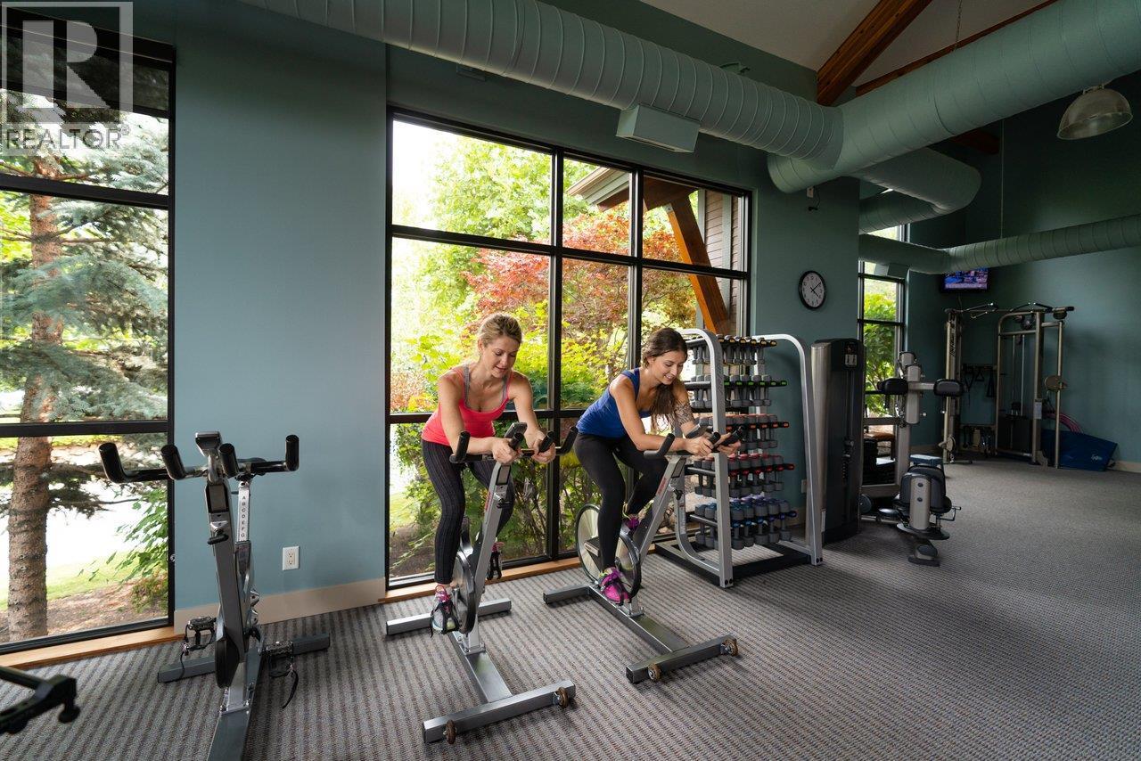 323 105 Village Centre Court, Vernon