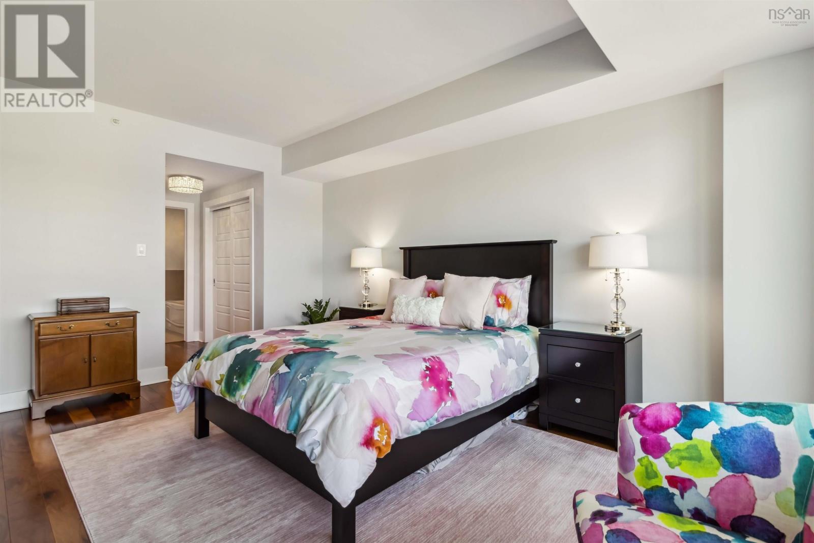 Property 31 of 52 of 502 31 Kings Wharf Place