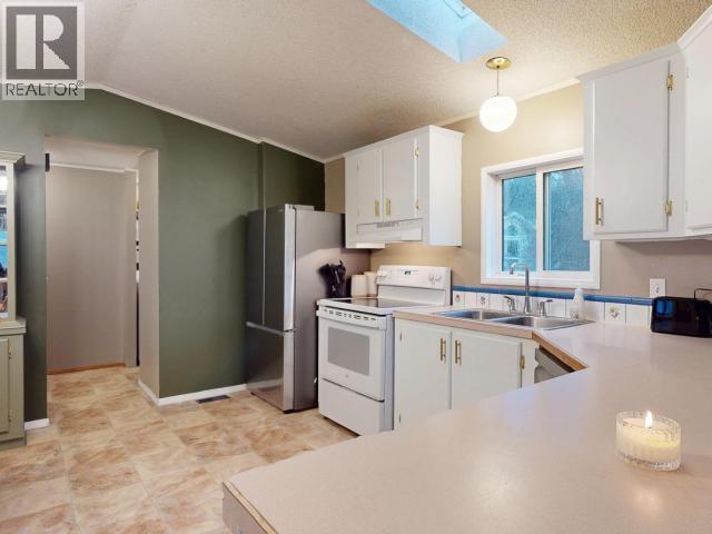 17-9298 WILLIAMS RD, Powell River