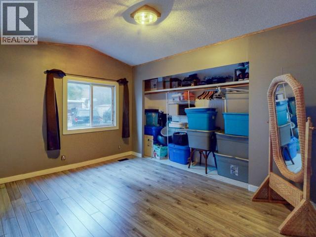 17-9298 WILLIAMS RD, Powell River