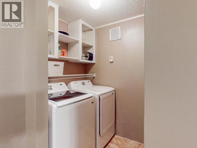 17-9298 WILLIAMS RD, Powell River