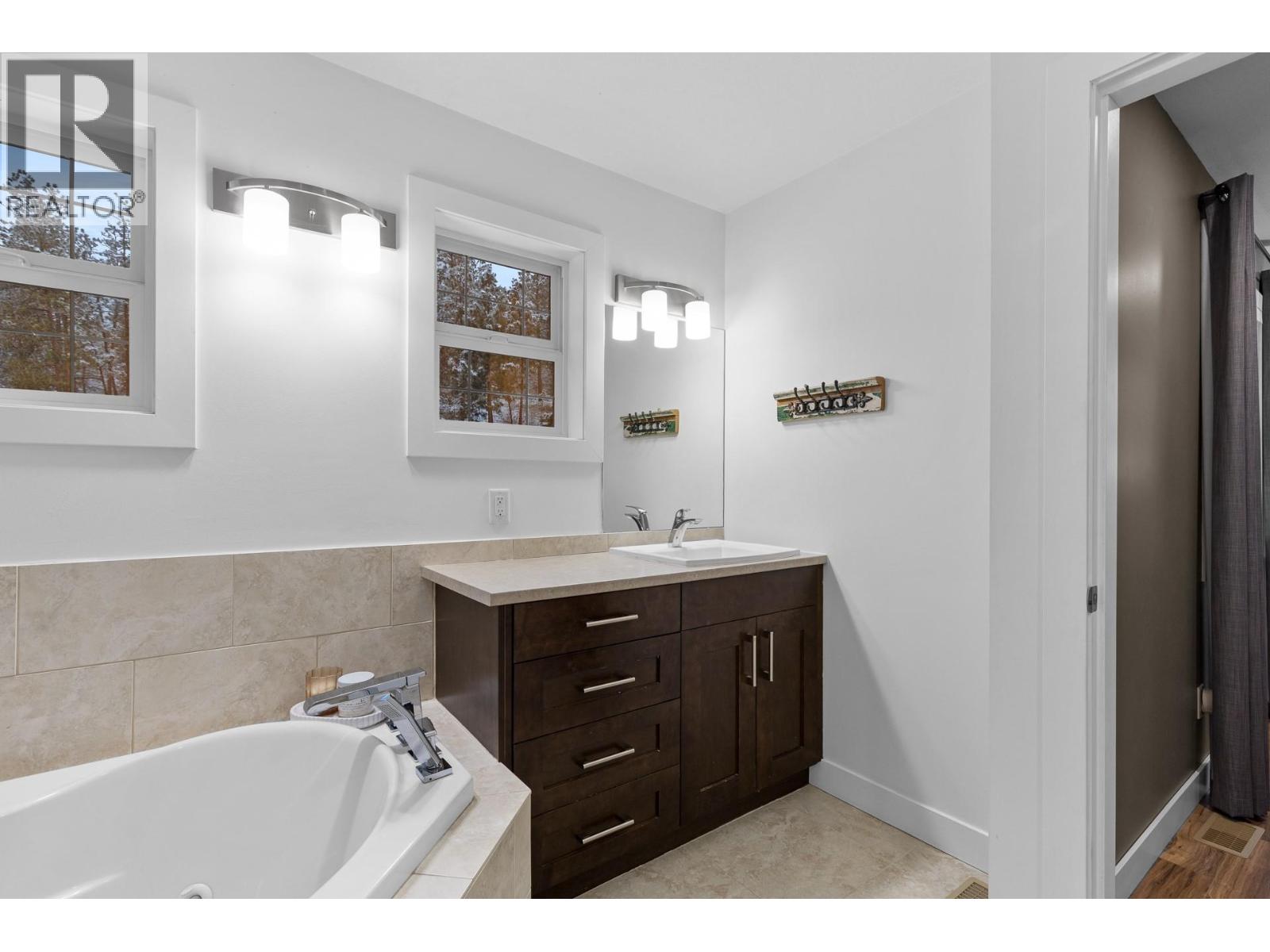  13265 Apex Drive, Lake Country