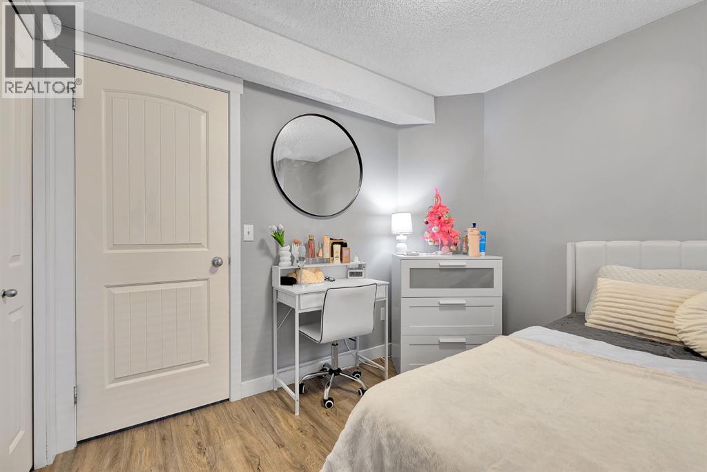 Single Family House Bungalow for Sale in   Everridge Square SW Evergreen Calgary 