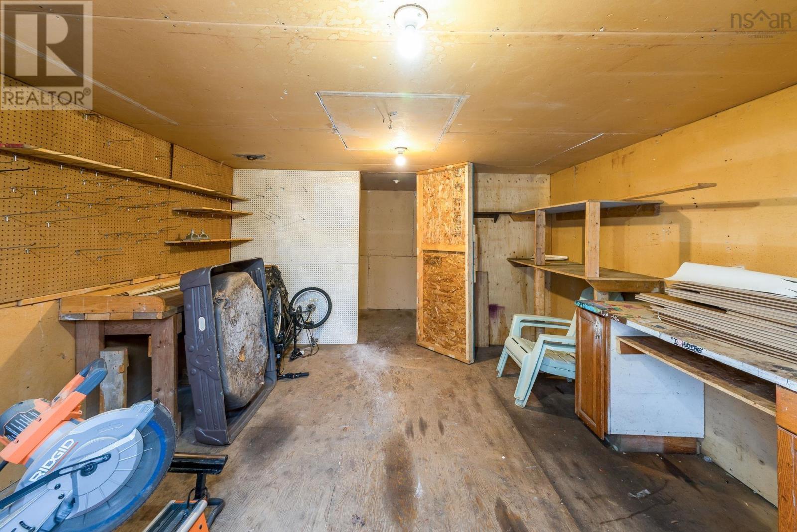 Property 45 of 48 of 114 Quaker Crescent