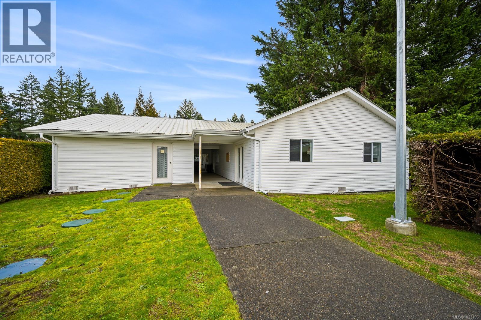 48 1240 Wilkinson Rd, Comox