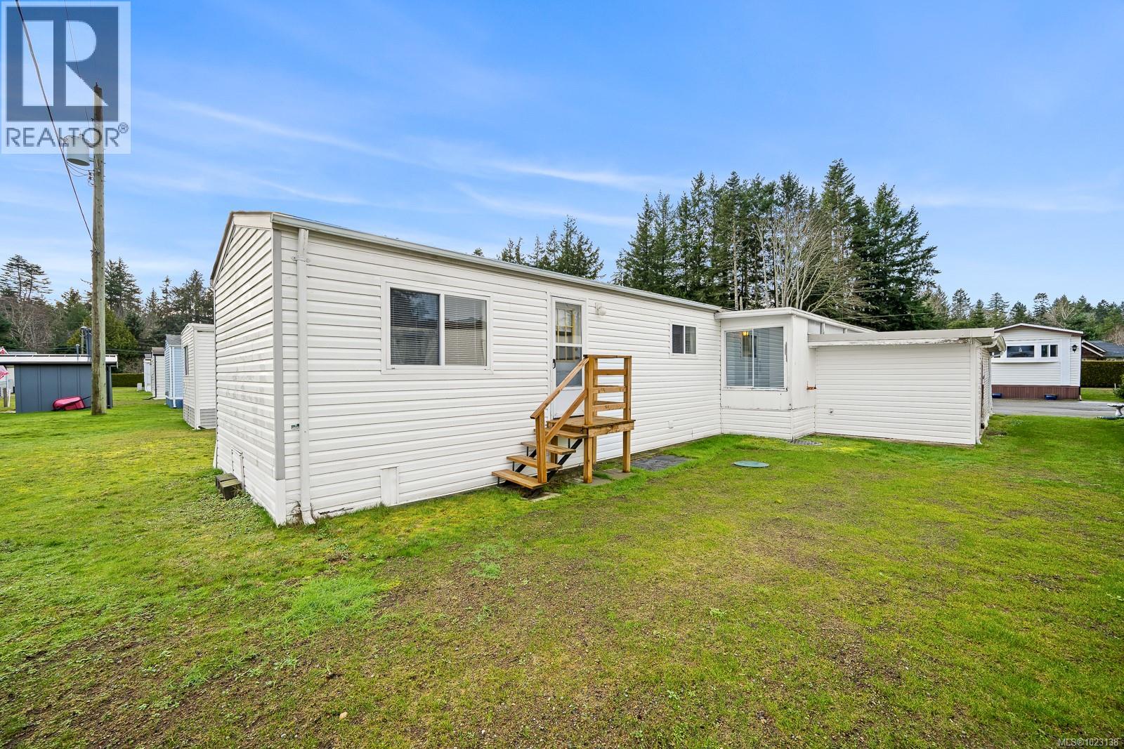 48 1240 Wilkinson Rd, Comox