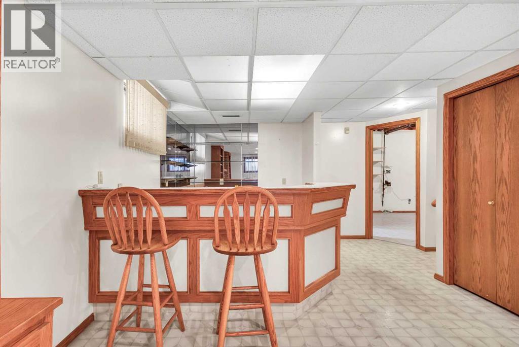 Single Family House Bungalow for Sale in  Edgebrook Road NW Edgemont Calgary 