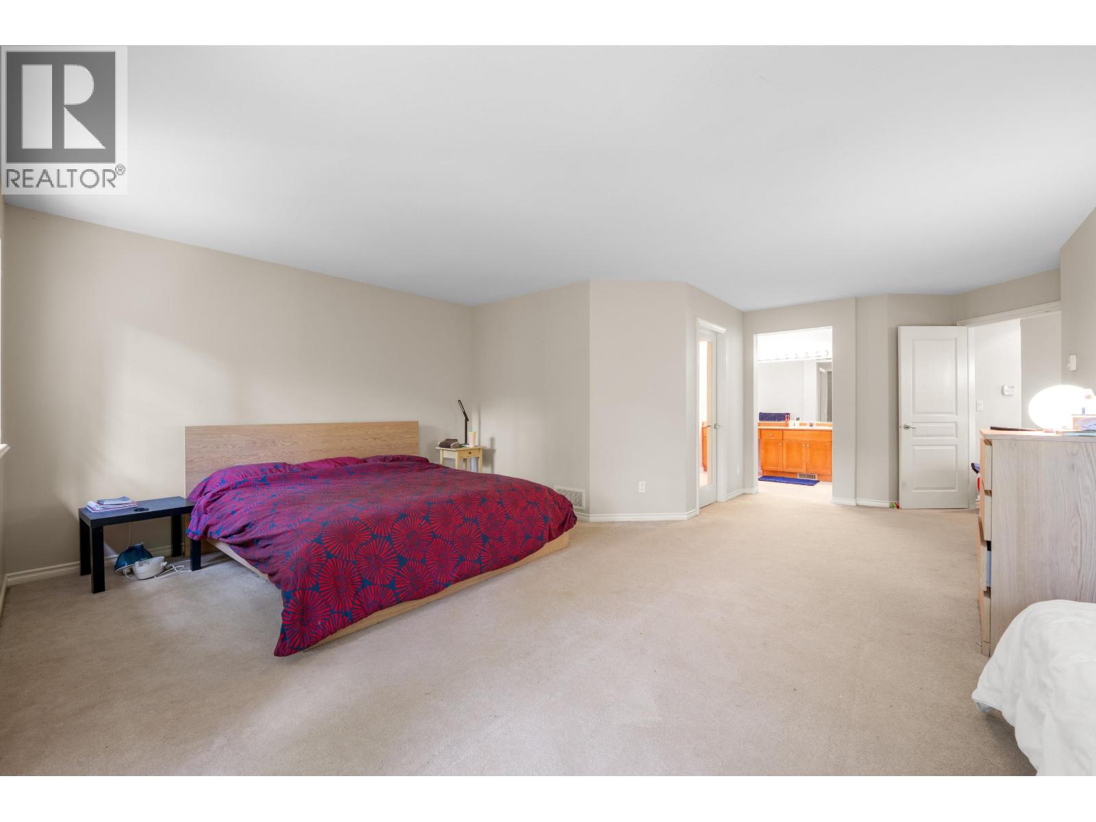 3305 CHARTWELL GRN, Coquitlam