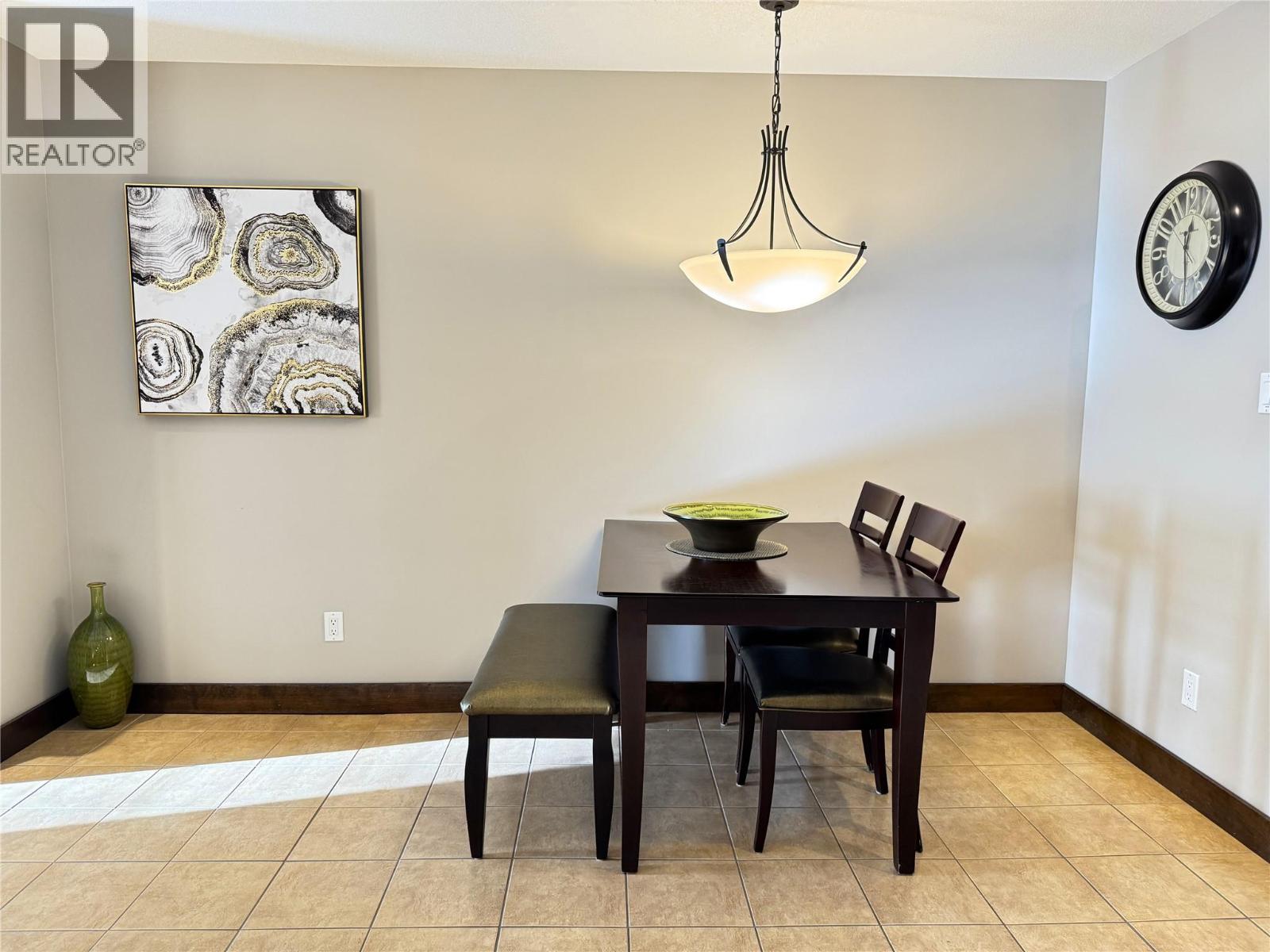 800 BIGHORN Boulevard Unit# 812F, Radium Hot Springs