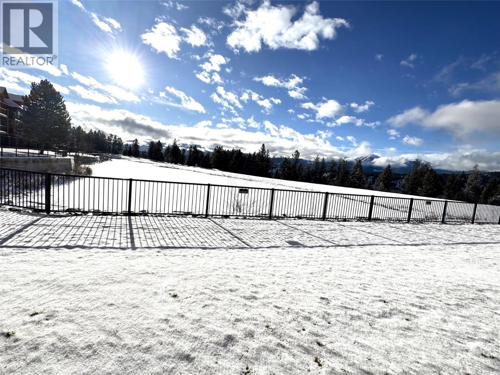 800 BIGHORN Boulevard Unit# 812F, Radium Hot Springs