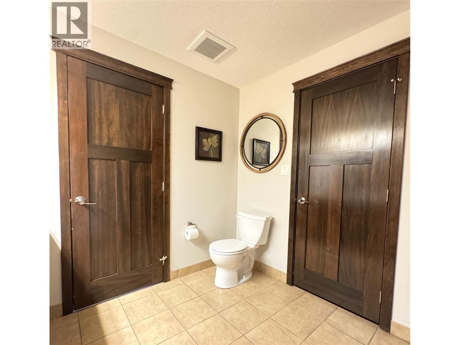 800 BIGHORN Boulevard Unit# 812F, Radium Hot Springs