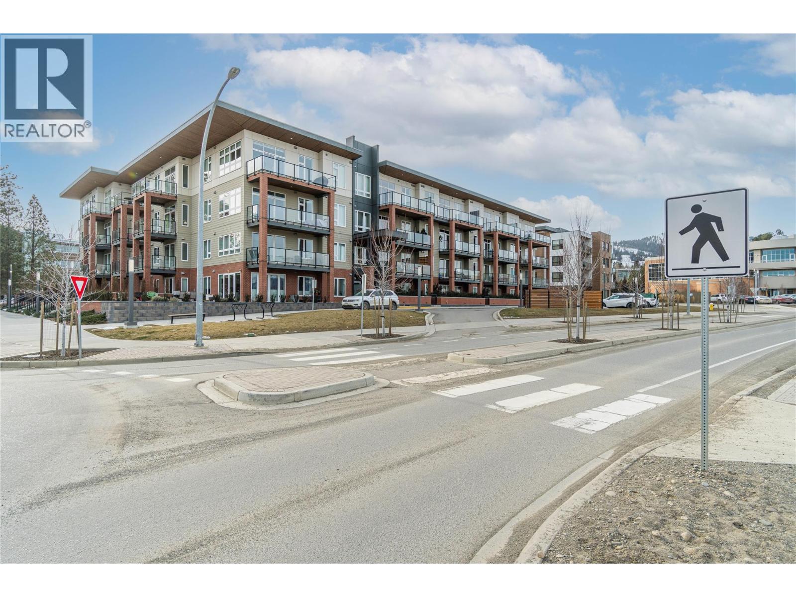 885 UNIVERSITY Drive Unit# 311, Kamloops