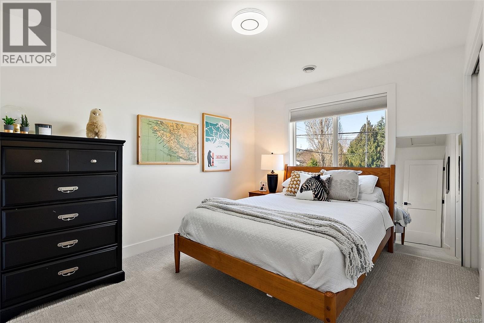  4240 Springridge Crescent, Saanich