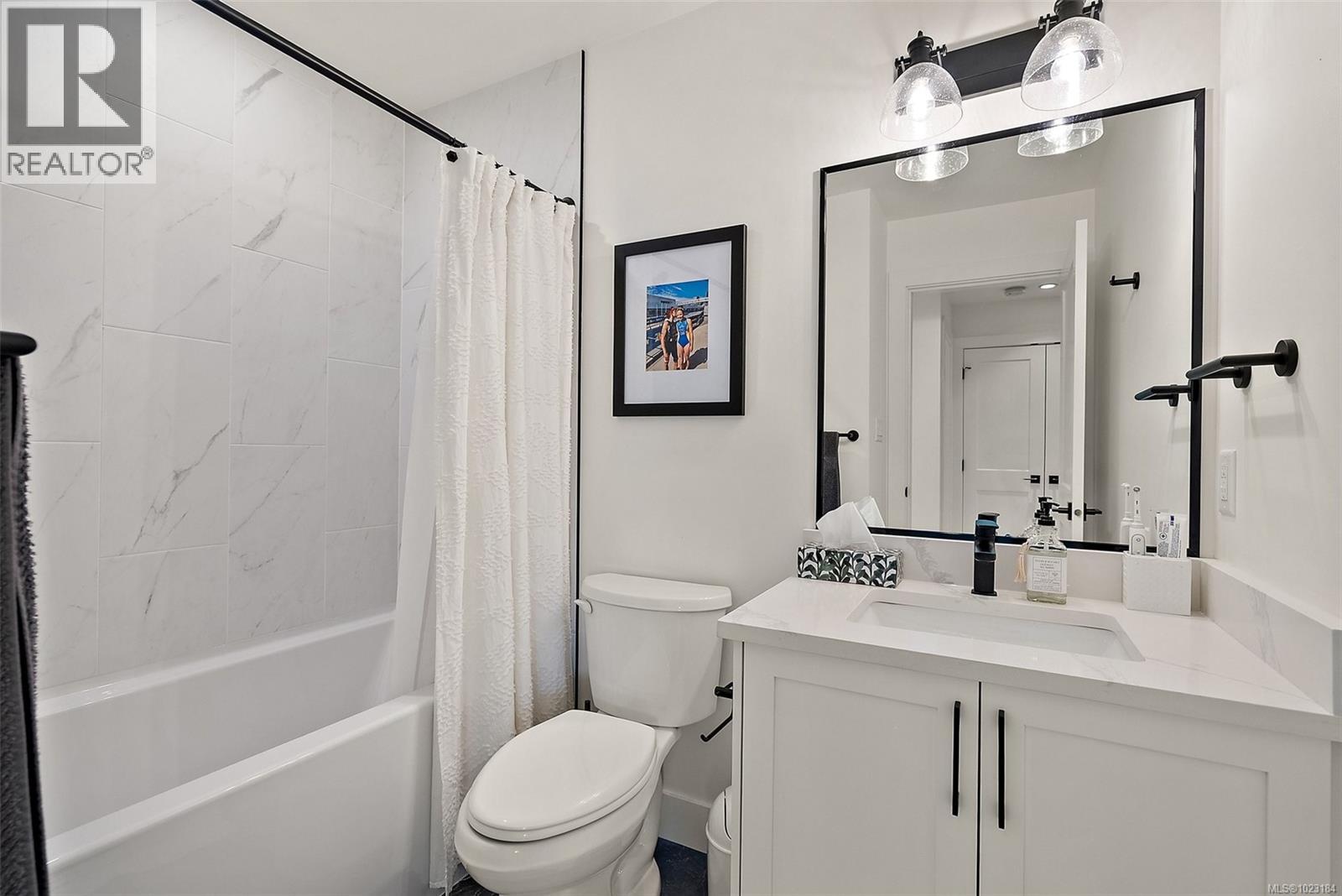  4240 Springridge Crescent, Saanich