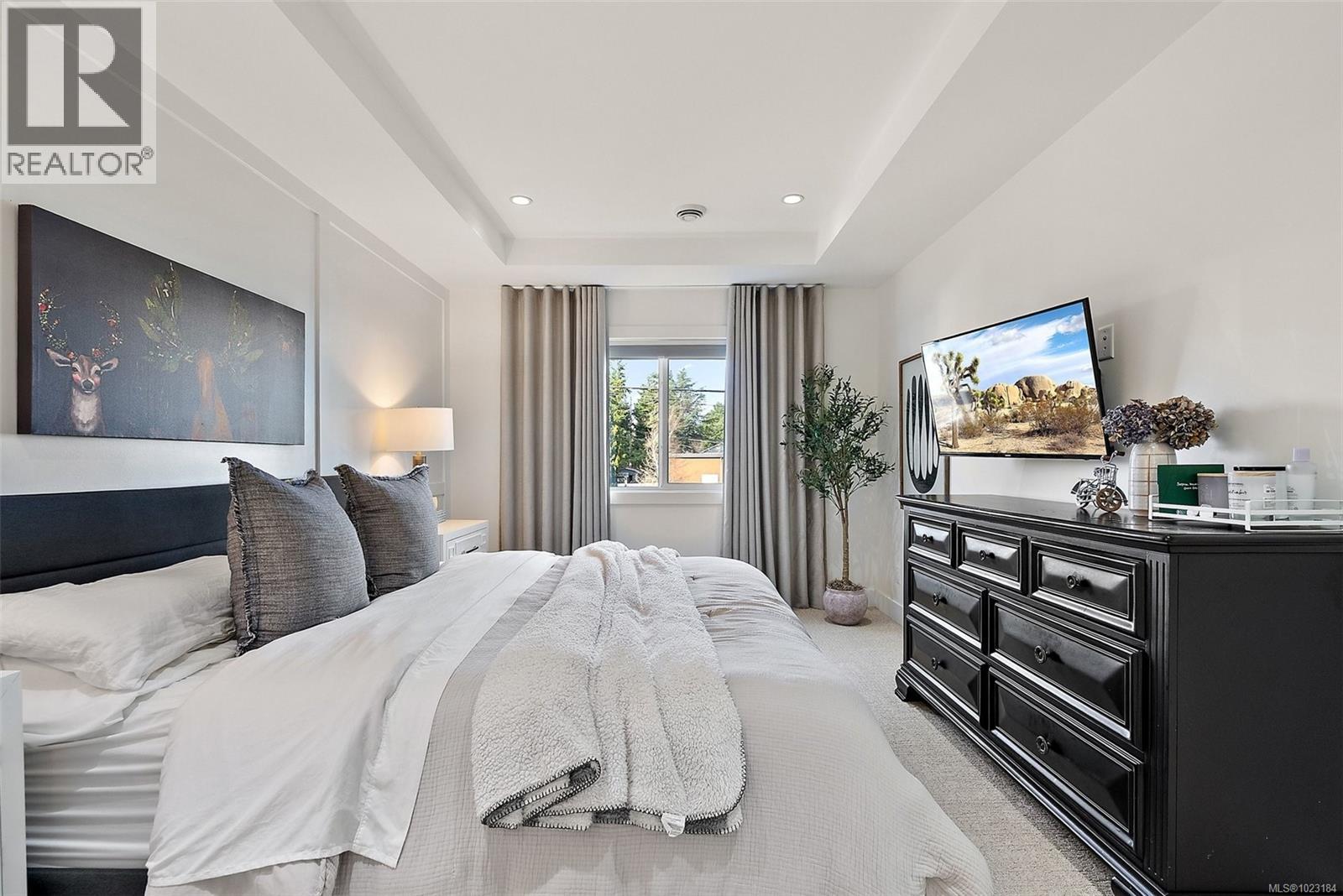  4240 Springridge Crescent, Saanich