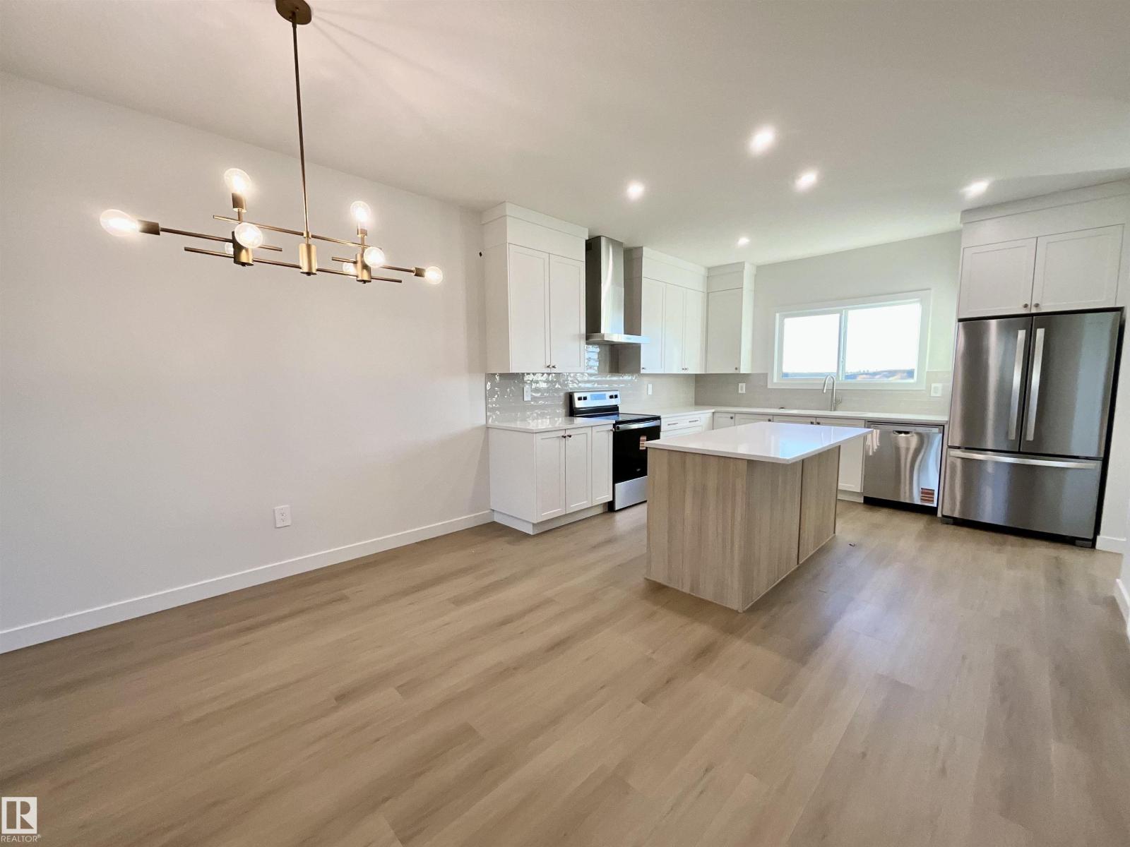 61 SIENNA BV, Fort Saskatchewan