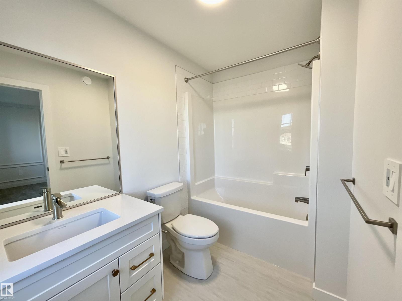 61 SIENNA BV, Fort Saskatchewan