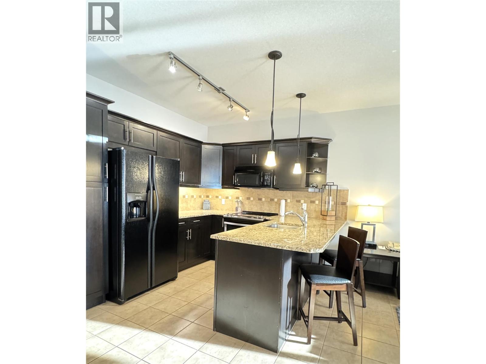 800 BIGHORN Boulevard Unit# 812G, Radium Hot Springs