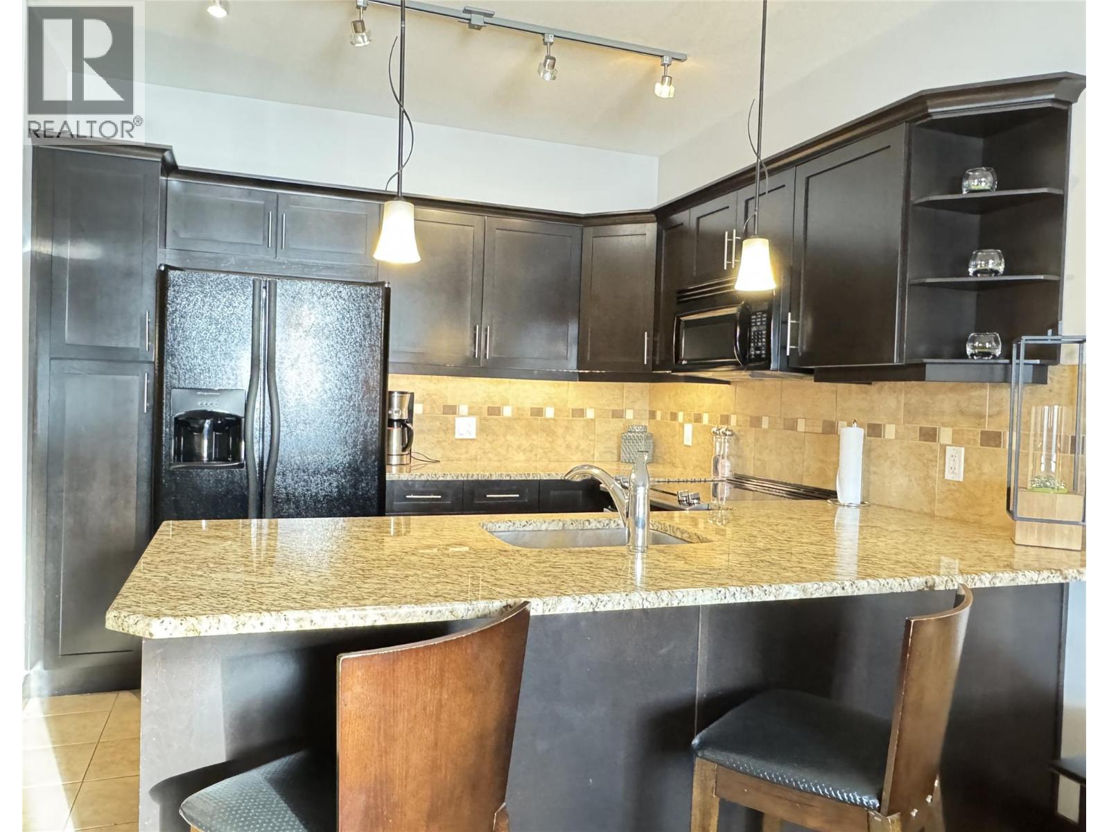 800 BIGHORN Boulevard Unit# 812G, Radium Hot Springs