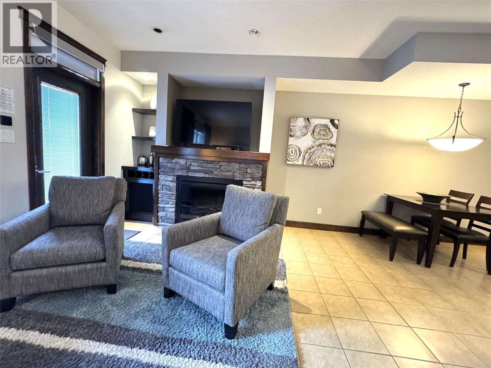 800 BIGHORN Boulevard Unit# 812G, Radium Hot Springs