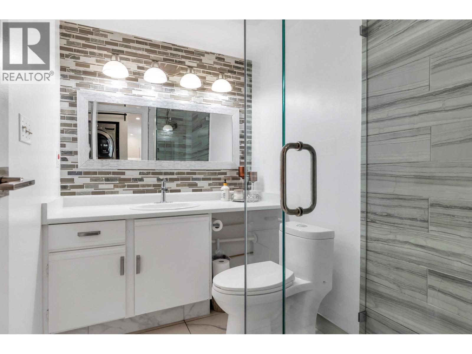 #105-4889 53 Street, Delta