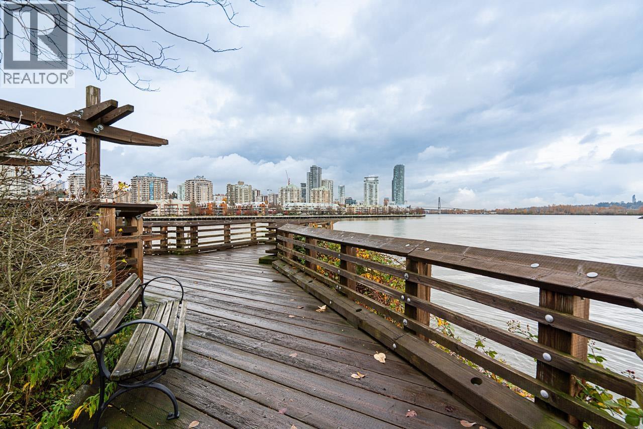 1302 210 SALTER STREET, New Westminster