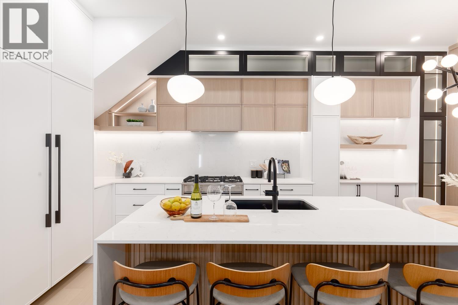 477 W 20TH AVENUE, Vancouver