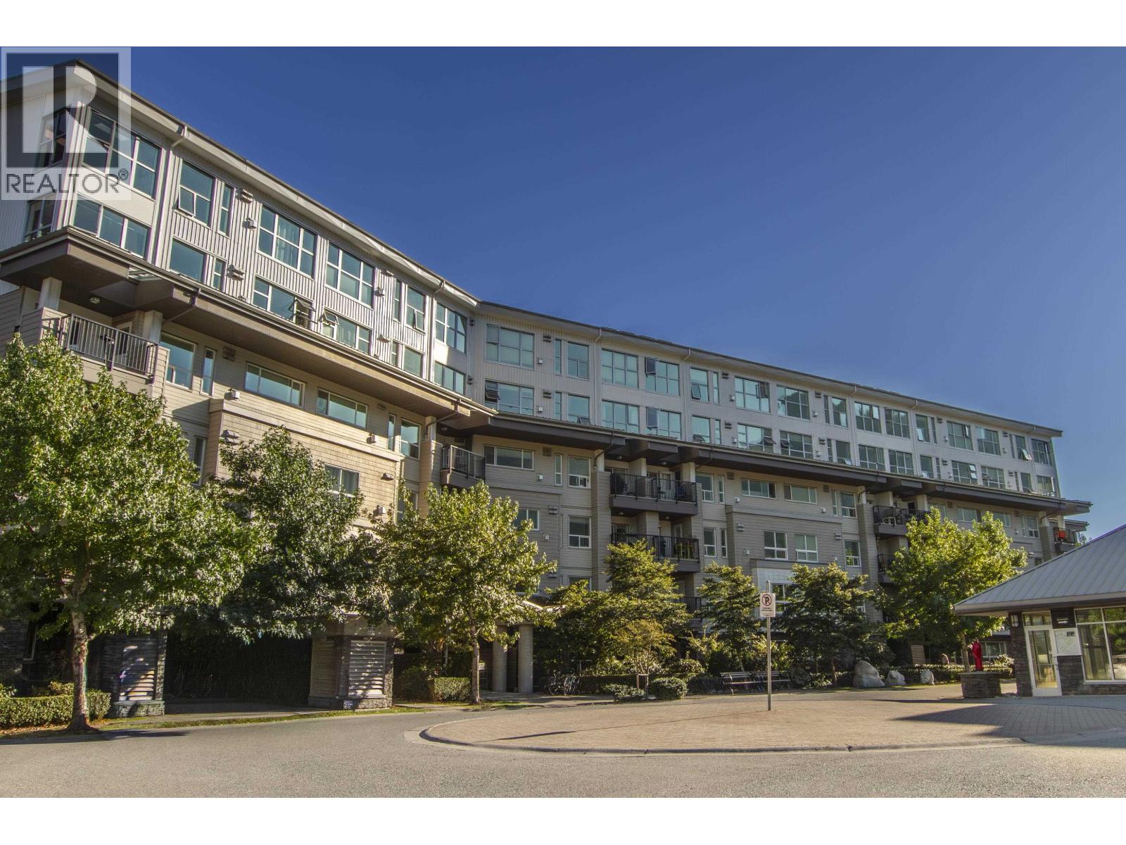 1212 MAIN Street 416