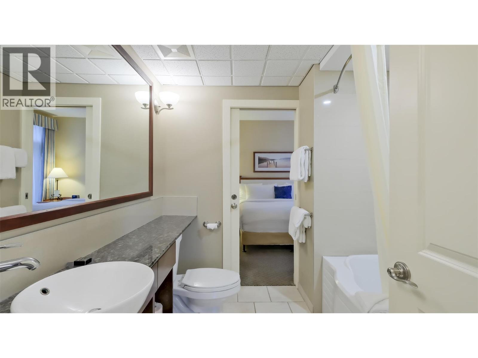 13011 Lakeshore Drive S Unit# 116, Summerland