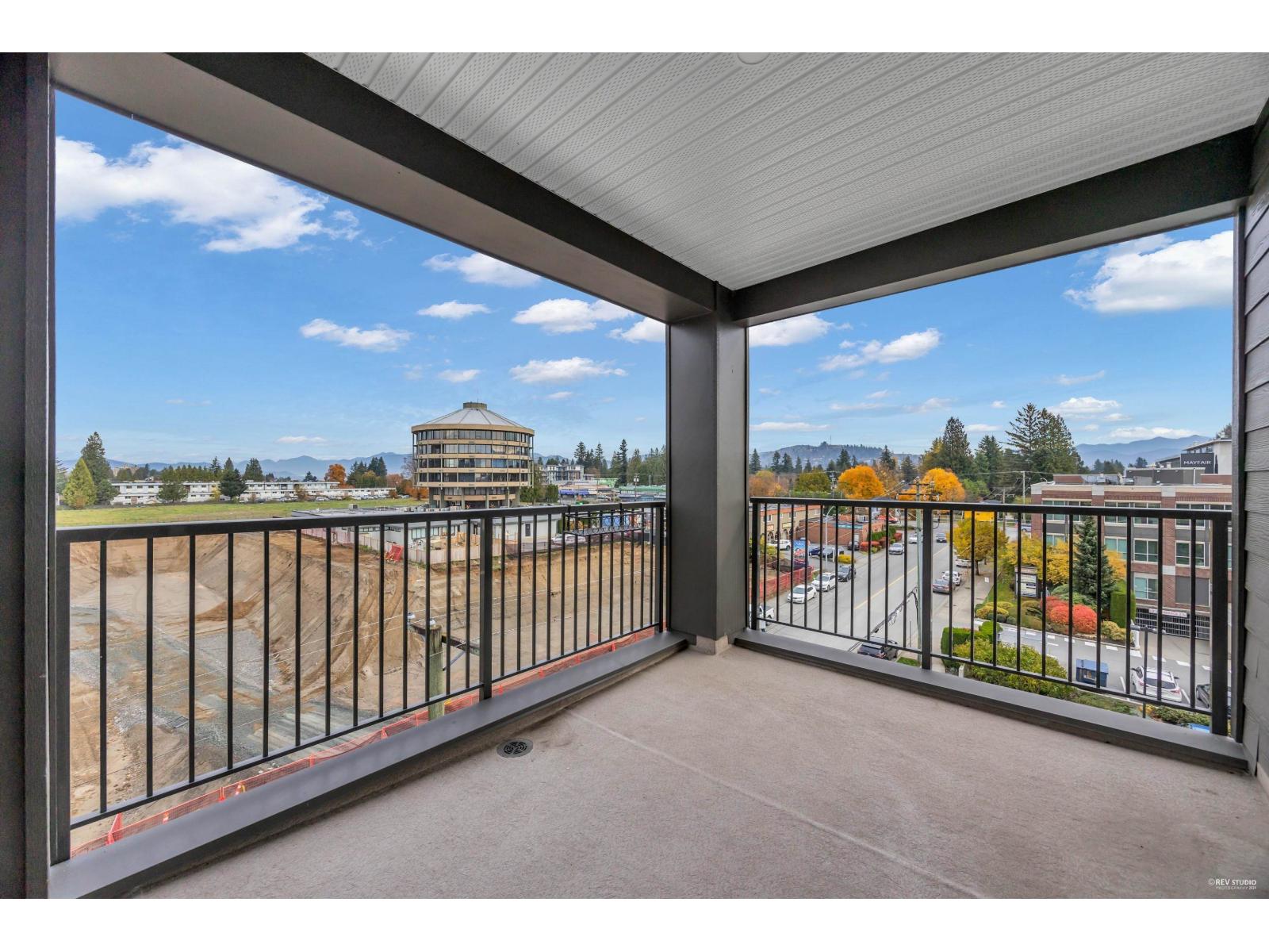 502 33530 MAYFAIR AVENUE, Abbotsford