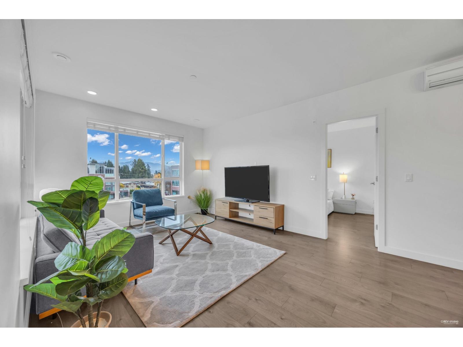 502 33530 MAYFAIR AVENUE, Abbotsford