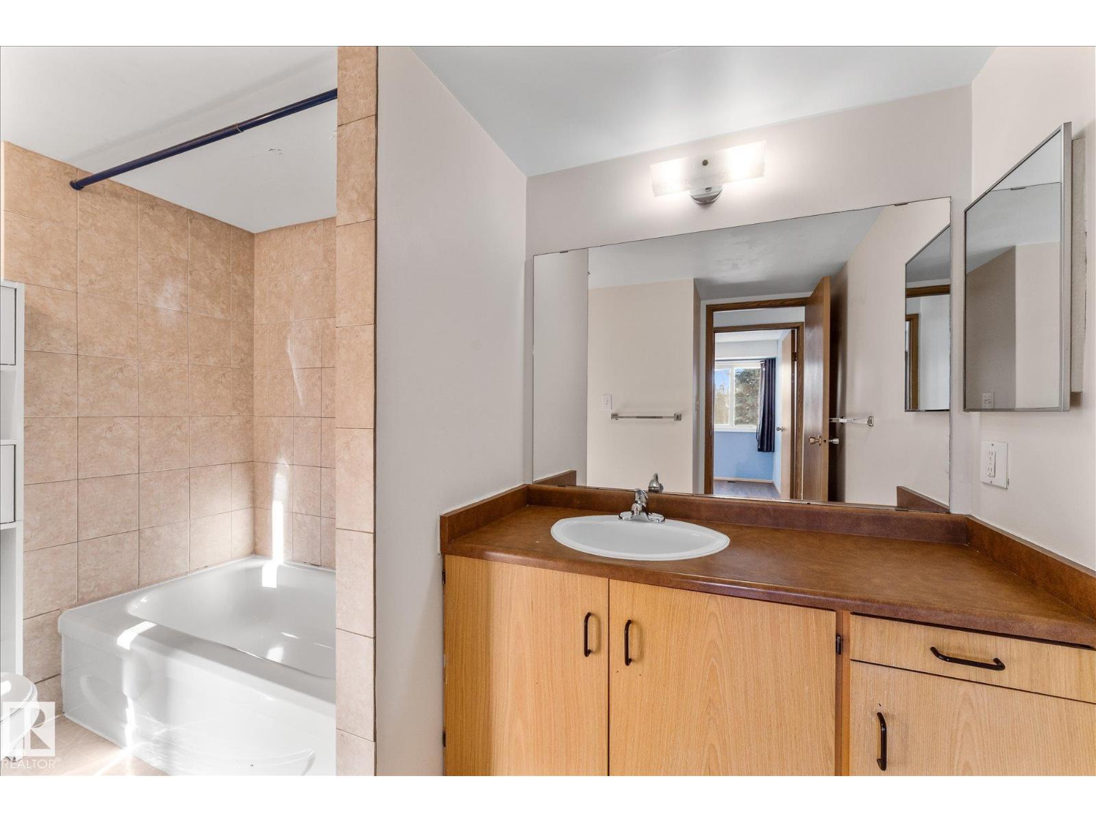 #209 70 Alpine Place, St. Albert