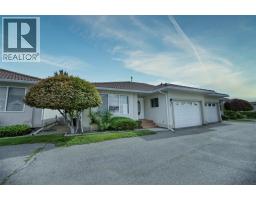 2 2 Royal Ann Court, Osoyoos